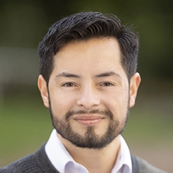 Oscar Vivas, PhD, joins UW P.Bio & UW Pharmacology